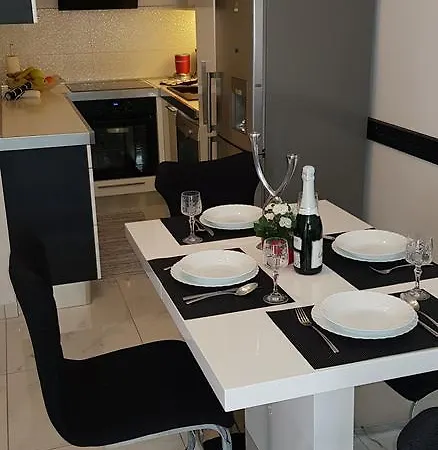 Apartman Laura *